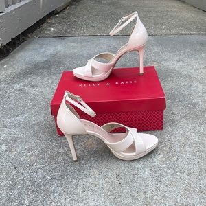 Kelly & Katie Nude Heels Size 7